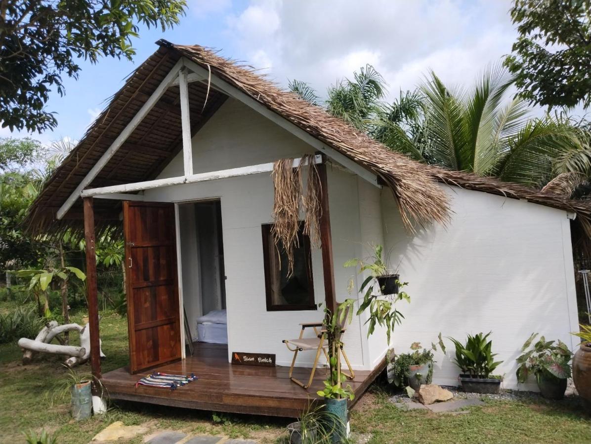 Baan Farang Homestay Phra Saeng Ban Nam Dam Ngoại thất bức ảnh